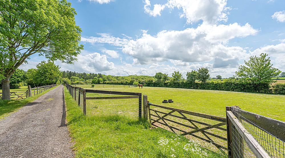 Navenby LINCOLNSHIRE