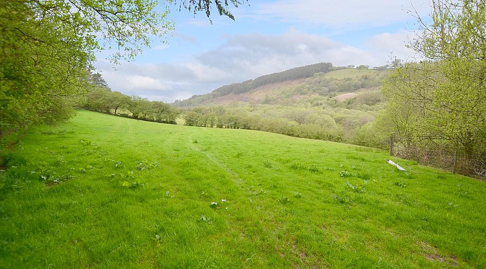 Llangadog CARMARTHENSHIRE